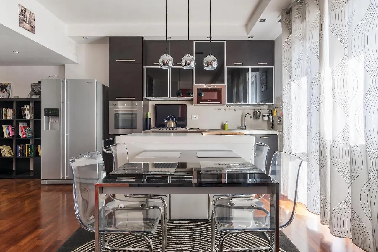 Pigneto & Malatesta Subway Flat Rome