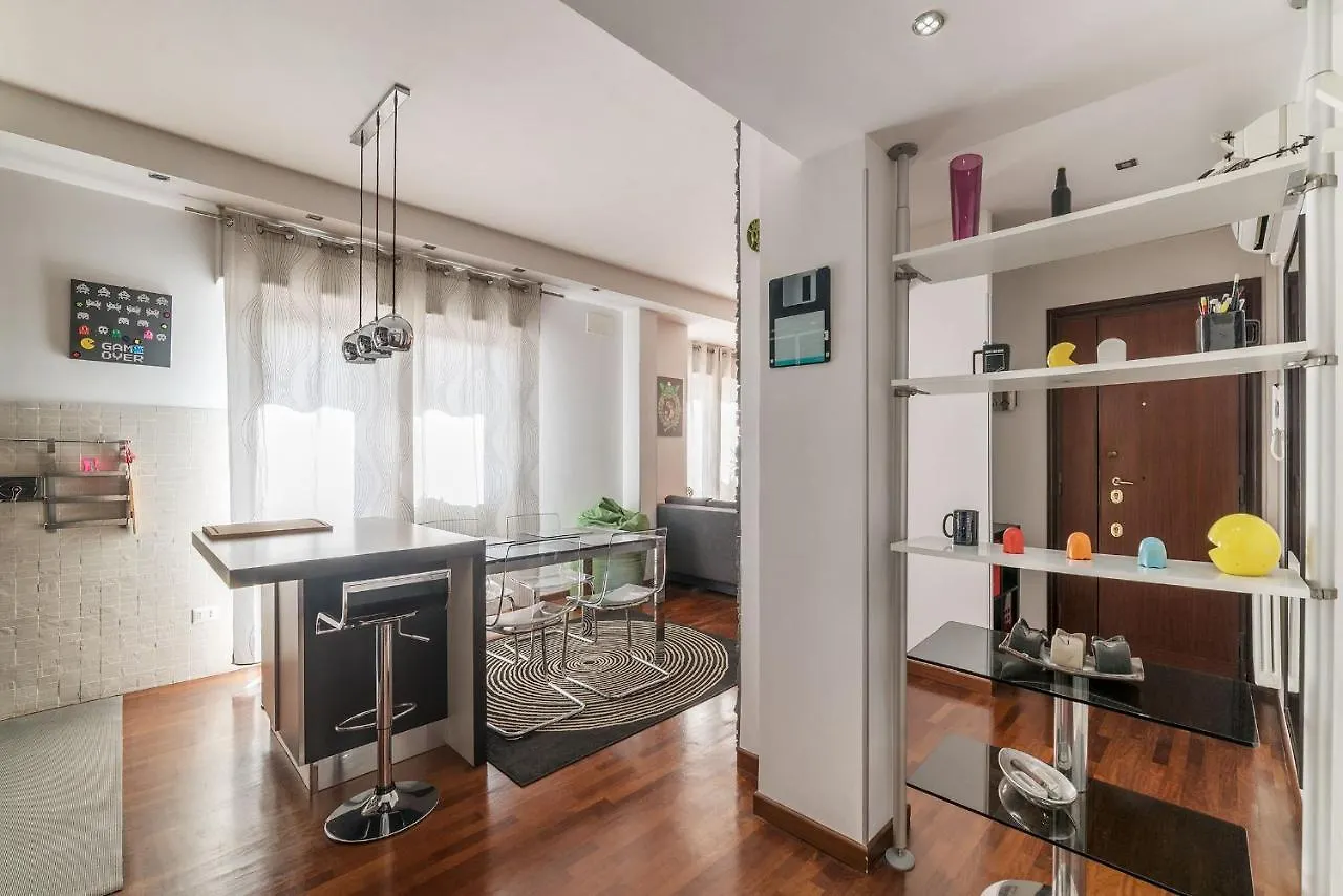 Apartment Pigneto & Malatesta Subway Flat Rome Italy
